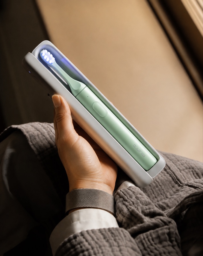 SURI sonic toothbrush complete kit